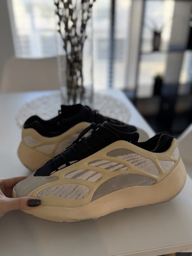 Adidas yeezy 700 alvah - yeezy, v3