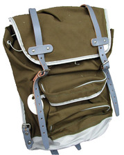 ZAINO OUTDOOR SCUOLA SPORT TREKKING PELLE TELA VERDE MILITARE 40 X 30 X 15 CM.