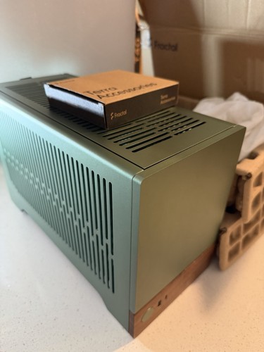 Fractal design case pc terra - -,