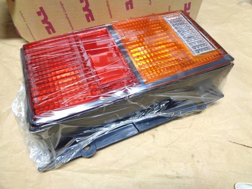 Fanale posteriore modello - dx,
