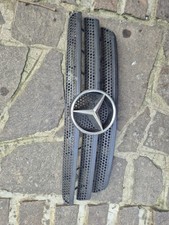 Mascherina Calandra Anteriore Per Mercedes Ml W163 1998 Al 2005 Nera