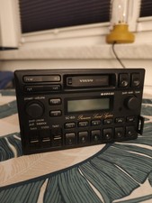 AUTORADIO VOLVO CON CASSETTA