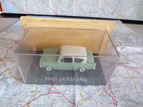 Ford anglia bicolore 1962 ixo - anglia,