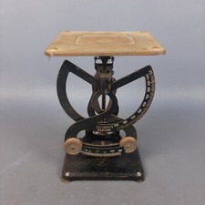 Antica bilancia per lettere