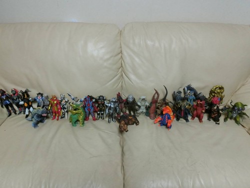 Bandai ultraman serie kaiju - serie,