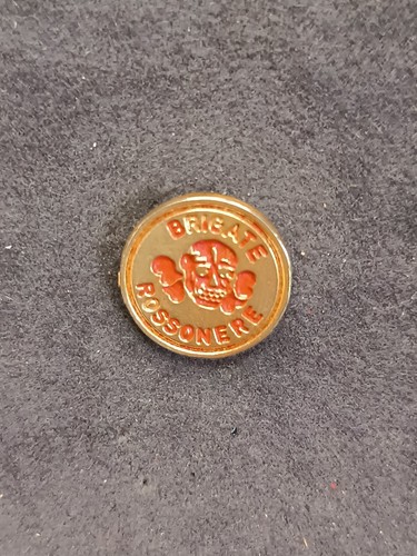 Old pins pin badge spilla - old,