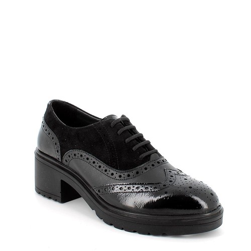 Scarpe allacciate francesine