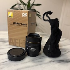 Nikon AF DX Fisheye-Nikkor