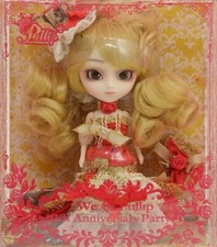 Little Pullip + bambola