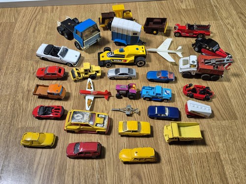 Lot ancienne petite voiture - lot,
