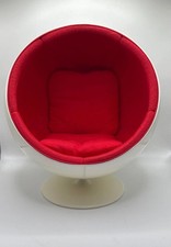 Sedia a sfera in miniatura 1:6