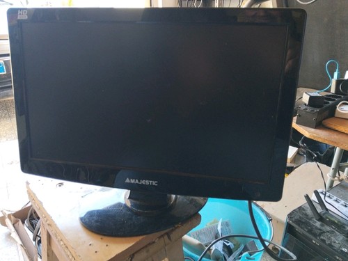 Lcd majestic monitor pc - tv,