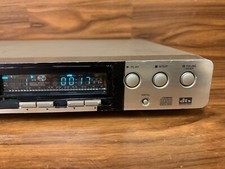 Marantz DV4300 Lettore DVD PCM, DD, DTS, MP3, CD, VCD, SVCD( frontale rovinato )