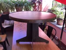  Tavolino da caffè in bachelite  rotondo, art deco diam. 59,8 cm. H. 47 cm