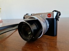Leica D-LUX 7 compatta con sensore 4/3 (2.0x) da 17 megapixel