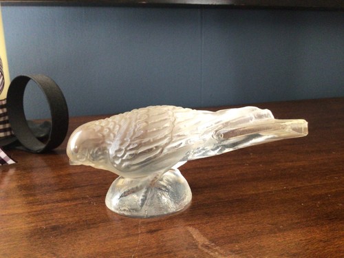 Lalique bird stamp signed - lalique,
