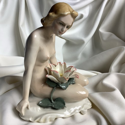 Statua antica porcellana