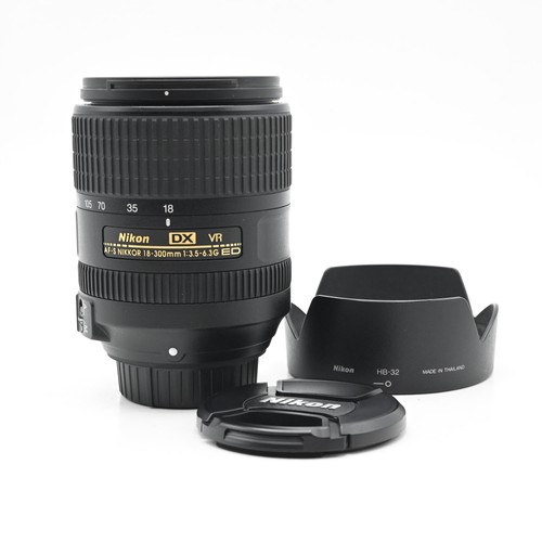 Nikon nikkor 300 mm - 18-300,