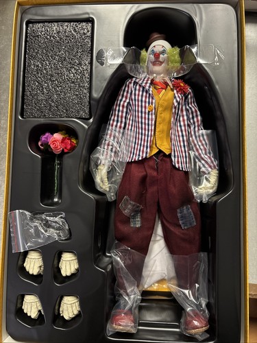 Action figure joker - happy, face