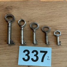 5 x Vintage /Antique Padlock