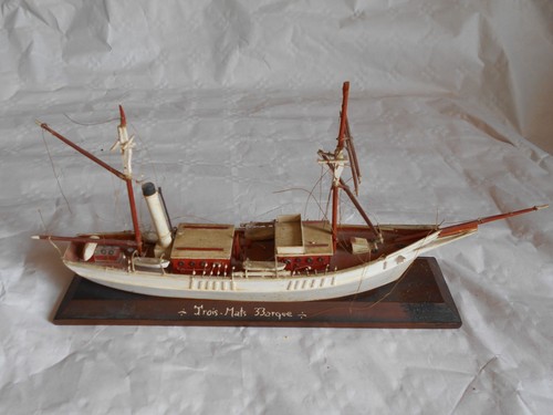 Vintage model boat - 3, masted