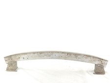 8P4807309B TRAVERSA PARAURTI