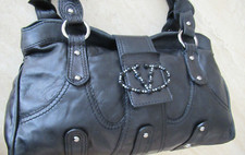 AUTH VALENTINO GARAVANI CATCH