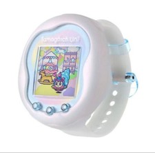 Tamagotchi Uni Prism White