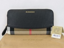 BURBERRY ELMORE BLACK HOUSE