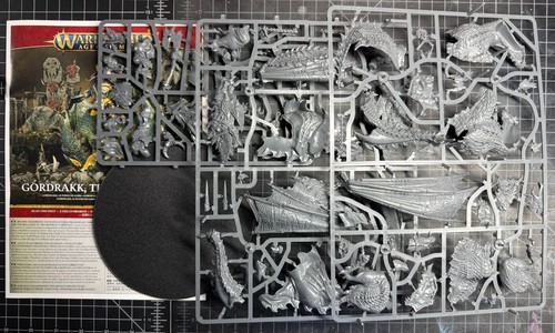 Warhammer orruk gordrakk - warhammer,