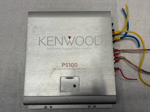 Amplificatore stereo per auto