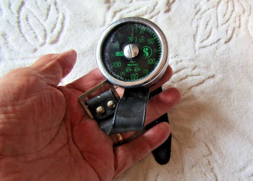 Vintage scub diving scubapro - scub,