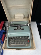 Vintage Olivetti-Underwood