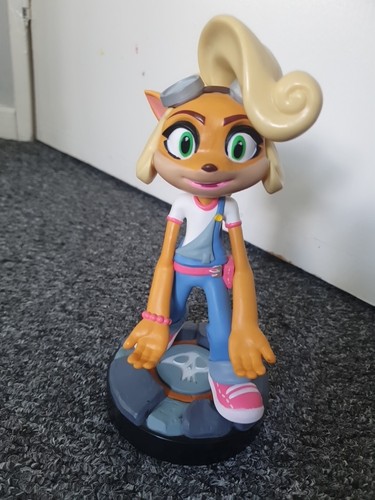 Cable guys crash - crash, bandicoot