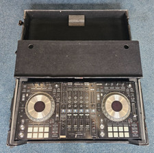 Pioneer DDJ-SZ2 Controller Serato DJ a 4 canali con Flight Case ProX usato