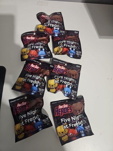 Funko pint size heroes bags - funko,