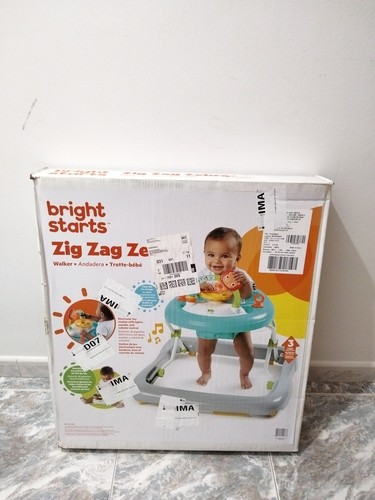 Zig zag zebra walker - zag,