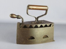 ANTICO FERRO DA STIRO APRIBILE