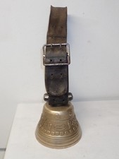 Vecchia grande campana mucca