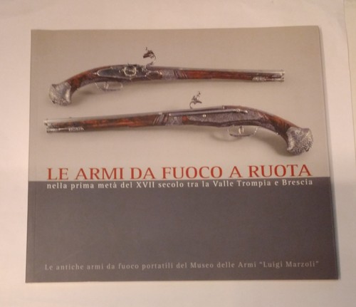 Armi fuoco ruota nella - a, ruota-nella