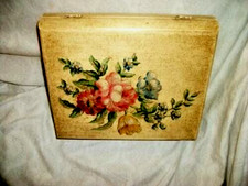 Scatola Bibbia a forma di