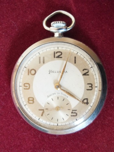Bellissimo vecchio orologio - , da