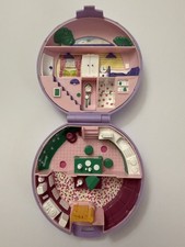 Polly Pocket Polly's Flat