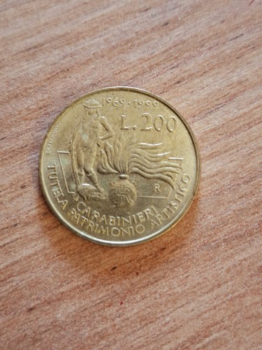 Moneta 200 lire - moneta,