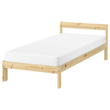 Letto singolo in legno completo di rete in doghe. Con materasso