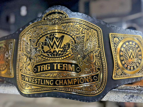 Nuova cintura tag team - tag,