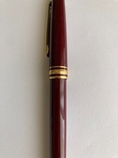 Penna Montblanc Rollerball – Resina Rossa, Finiture Oro, NUOVA
