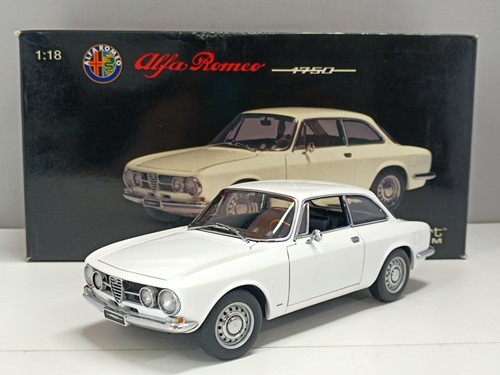 Alfa romeo 1750 gtv - gtv, white