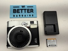 Fujifilm Instax Mini 90 Neo Classic fotocamera pellicola istantanea con caricatore