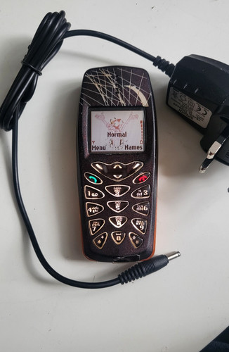 Nokia 3510i vecchio cellulare